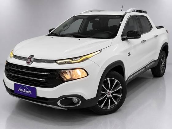 FIAT TORO 2.0 16V TURBO DIESEL VOLCANO 4WD AT9 FIAT TORO 2.0 16V TURBO DIESEL VOLCANO 4WD AT9